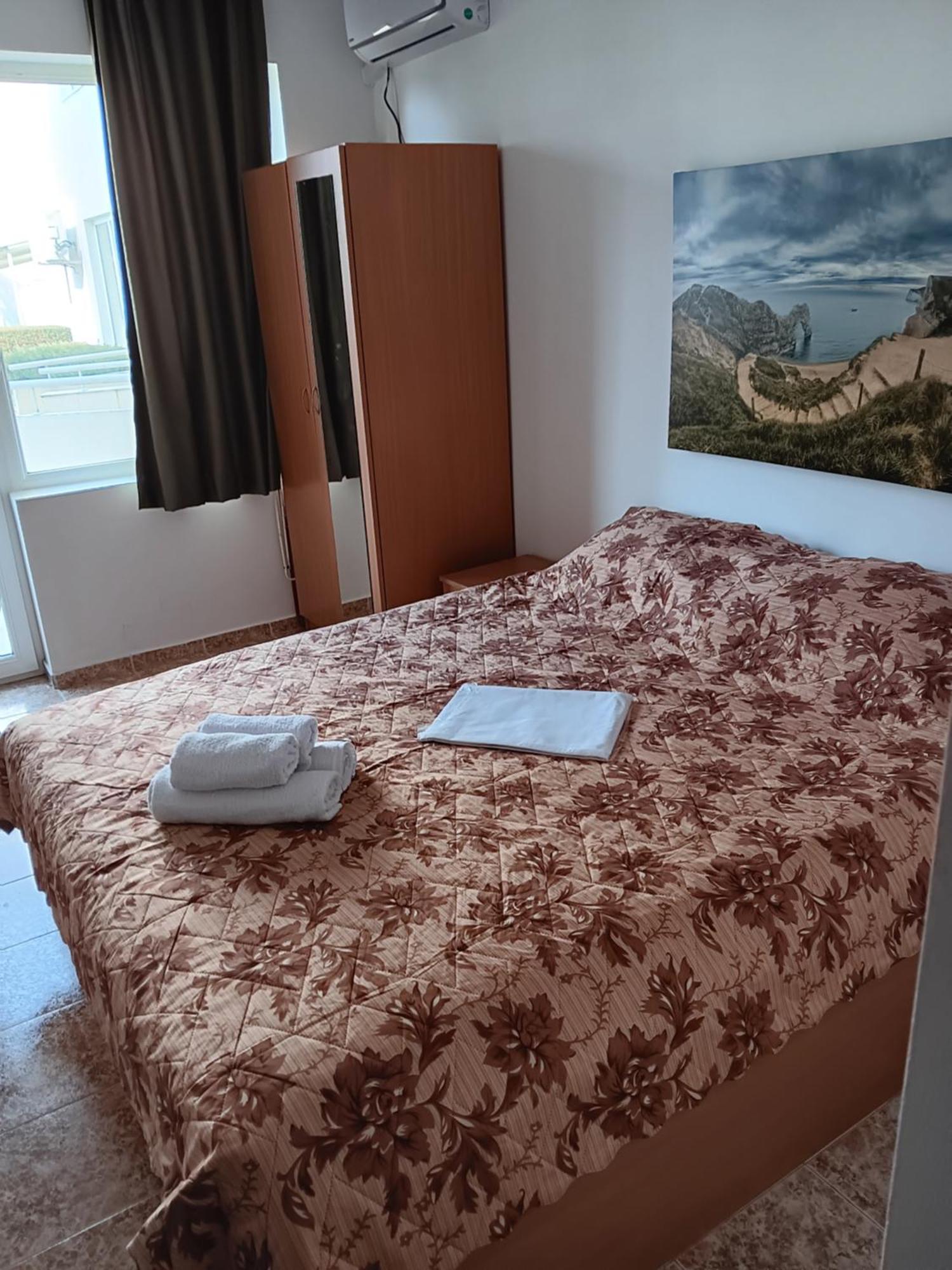 Aparthotel Rutland Bay ラヴダ エクステリア 写真
